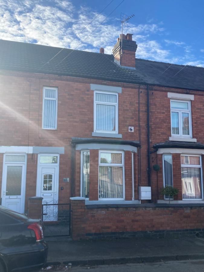 Cheshire Home Stays Кру Экстерьер фото