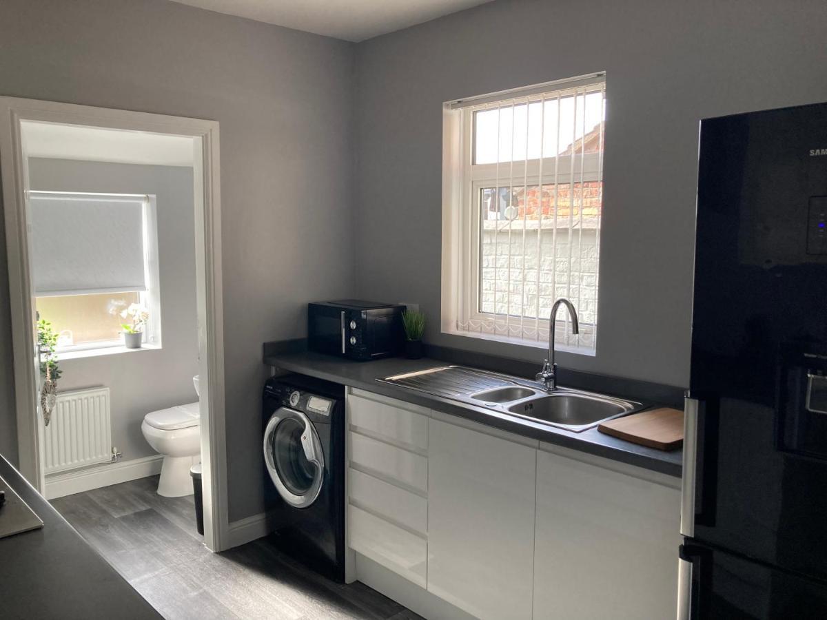 Cheshire Home Stays Кру Экстерьер фото