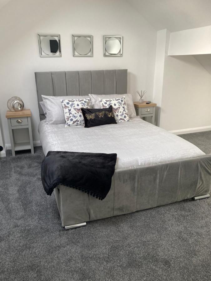 Cheshire Home Stays Кру Экстерьер фото